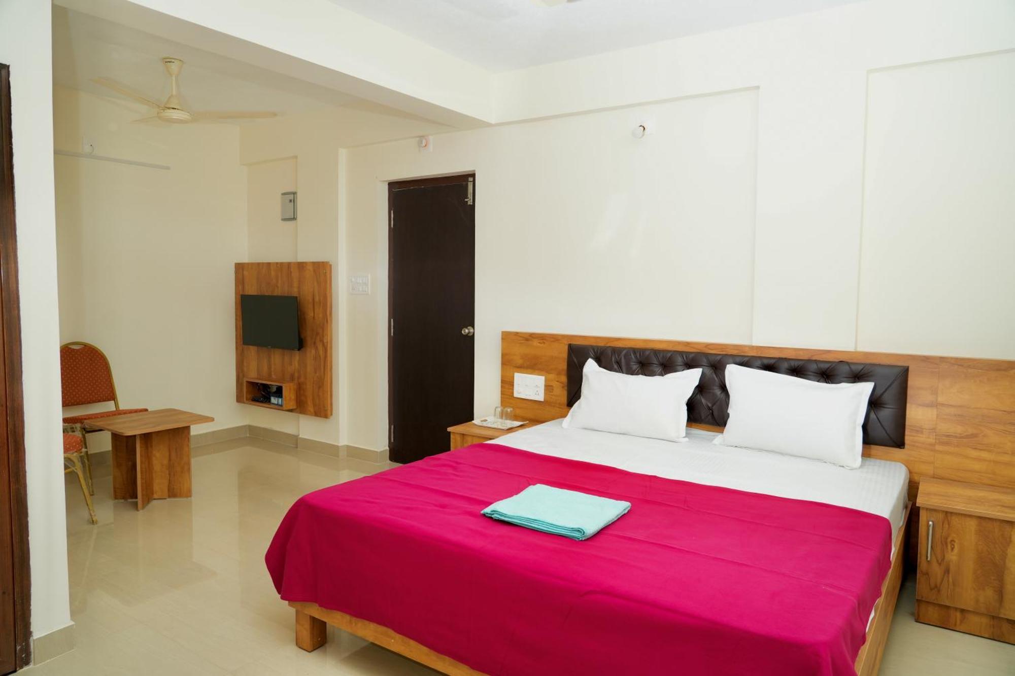 Shree Swarna Comforts Udupi Exterior foto